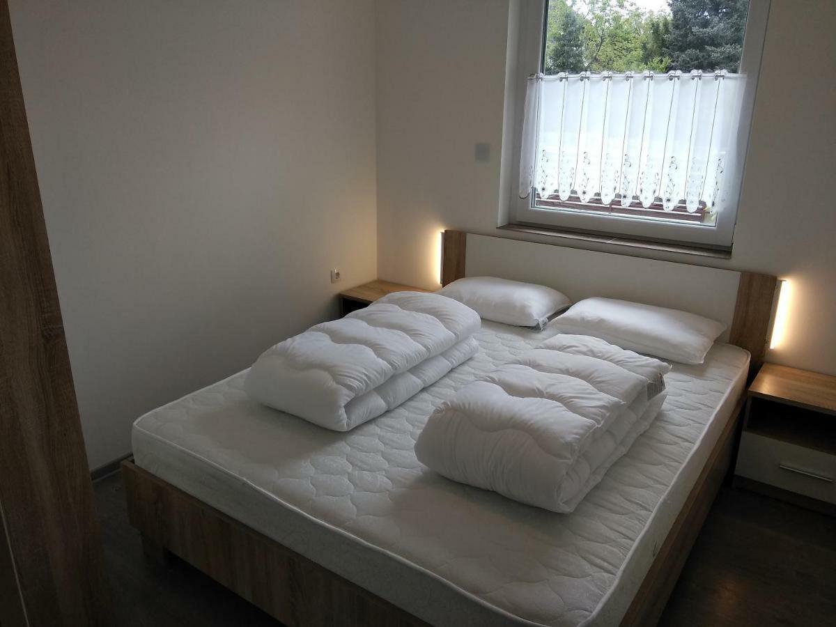 Balatonföldvár Aniko Apartmanhaz מראה חיצוני תמונה